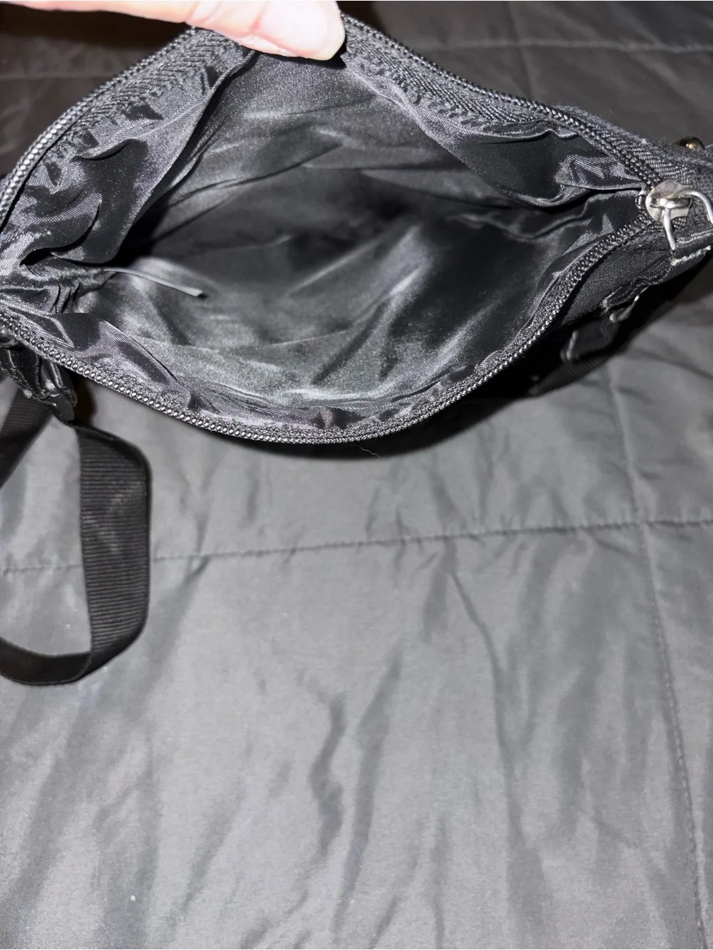 Harley-Davidson Black Crossbody Messenger Bag with Skull Logo